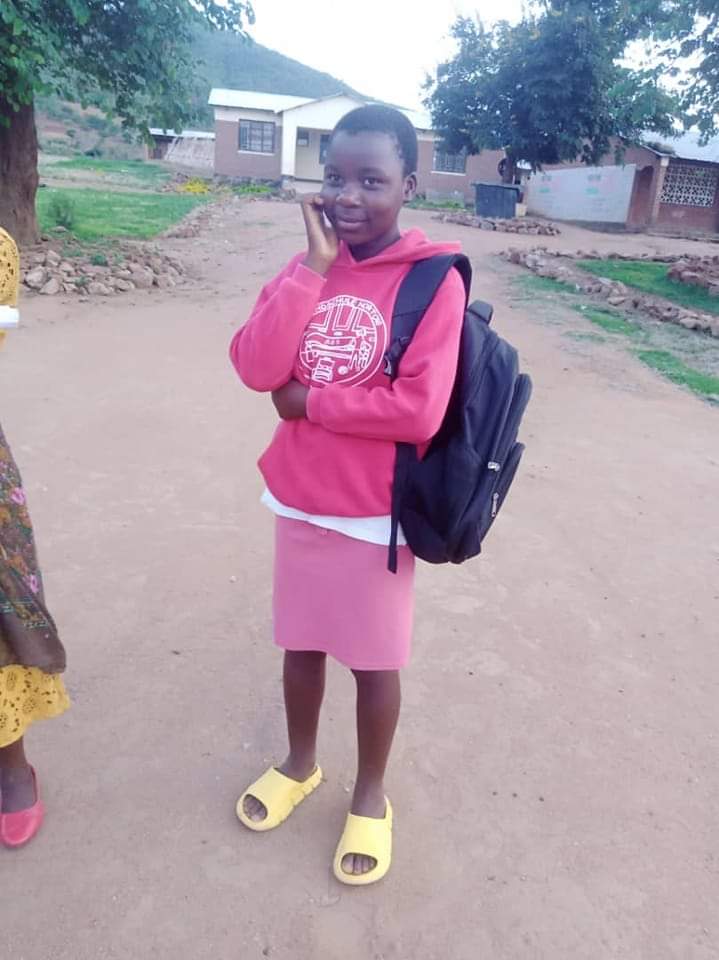 BM SOFA DESIGN VOTES FOR EQUAL ACCESS TO QUALITY EDUCATION Avant